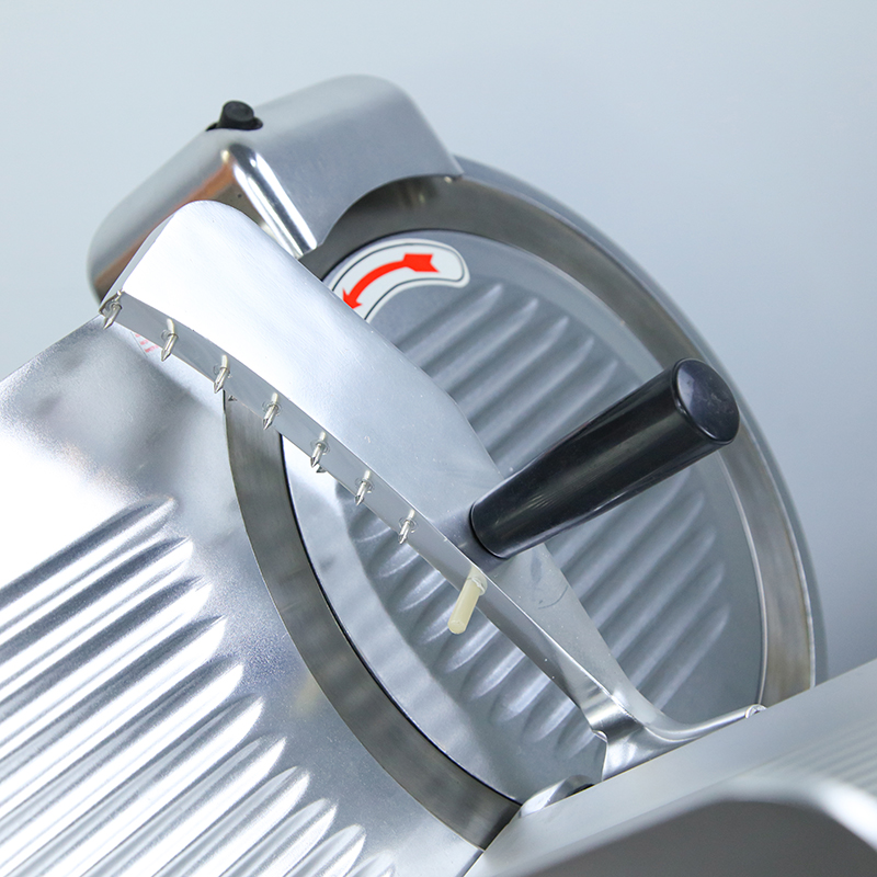 pemotong daging komersial